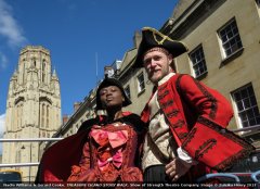 Gerard Cooke & Nadia Williams - TREASURE ISLAND STORY WALK © Zuleika Henry 2017